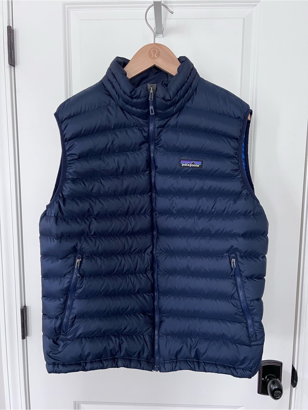 Patagonia Men’s Goosedown Puffer Vest Navy Blue Size Large EUC